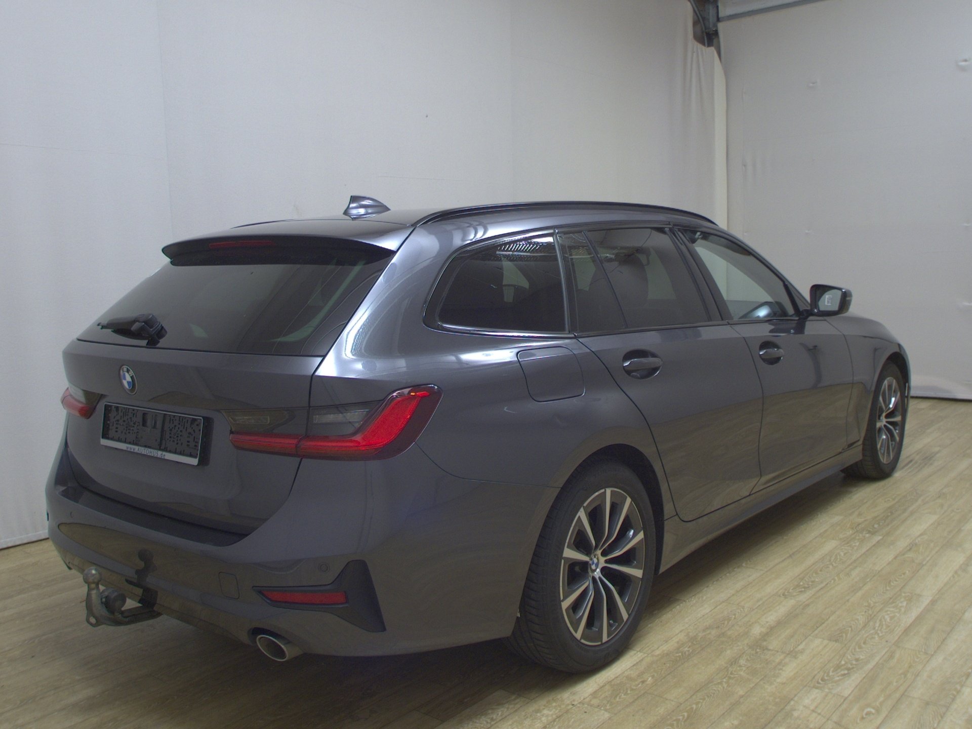BMW 318dA Touring Sport-Line T-Leder Navi LED LC Pro 4