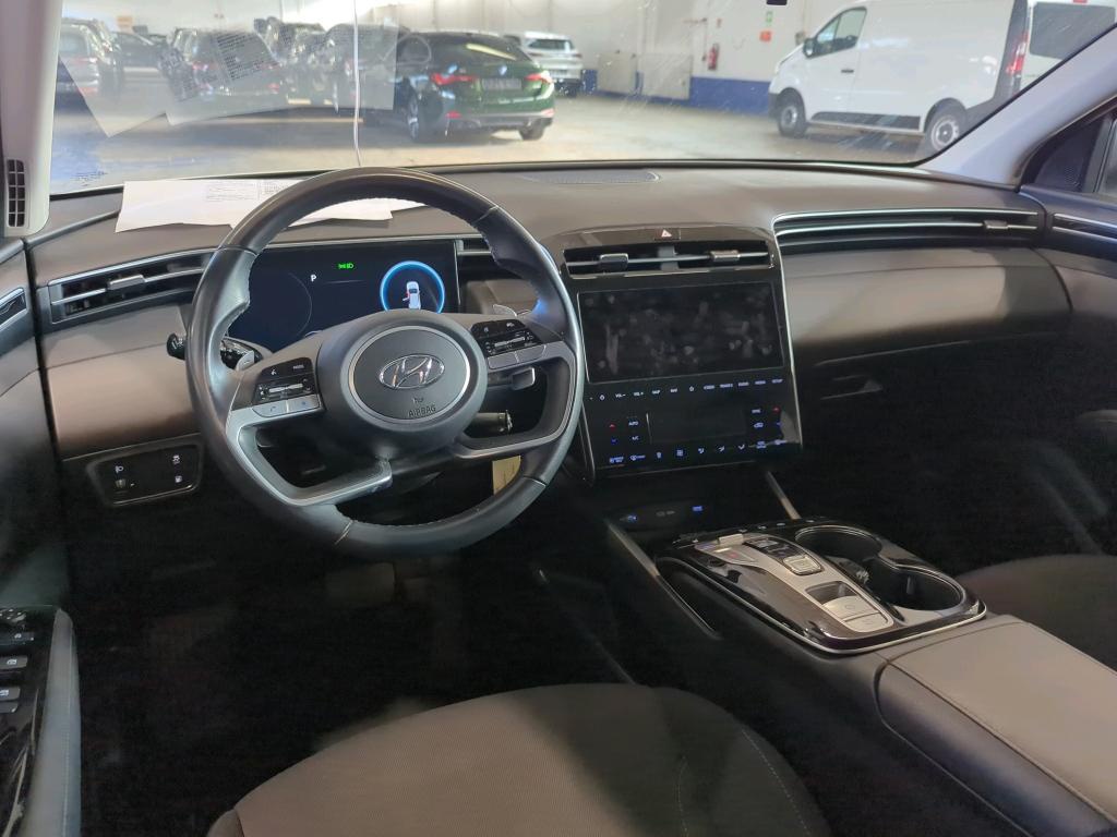 Hyundai Tucson 1.6 T-GDI PHEV 4WD NAVI SHZ RFK 5