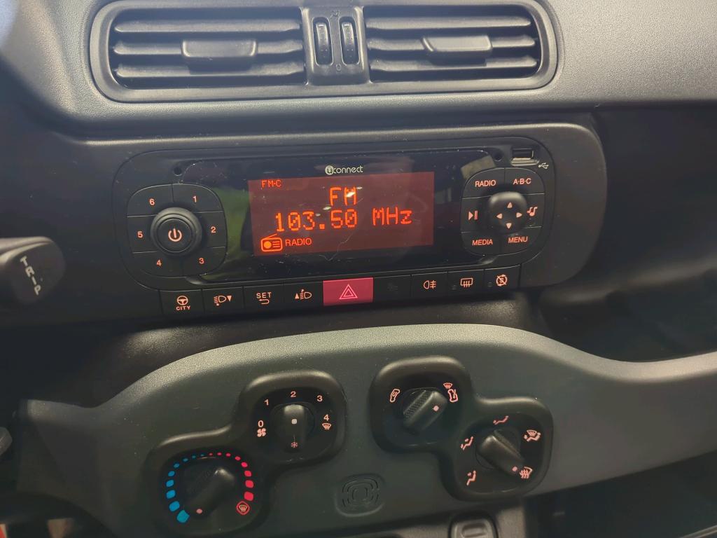 Fiat Panda 1.2 KLIMA RADIO MFL DAB 8