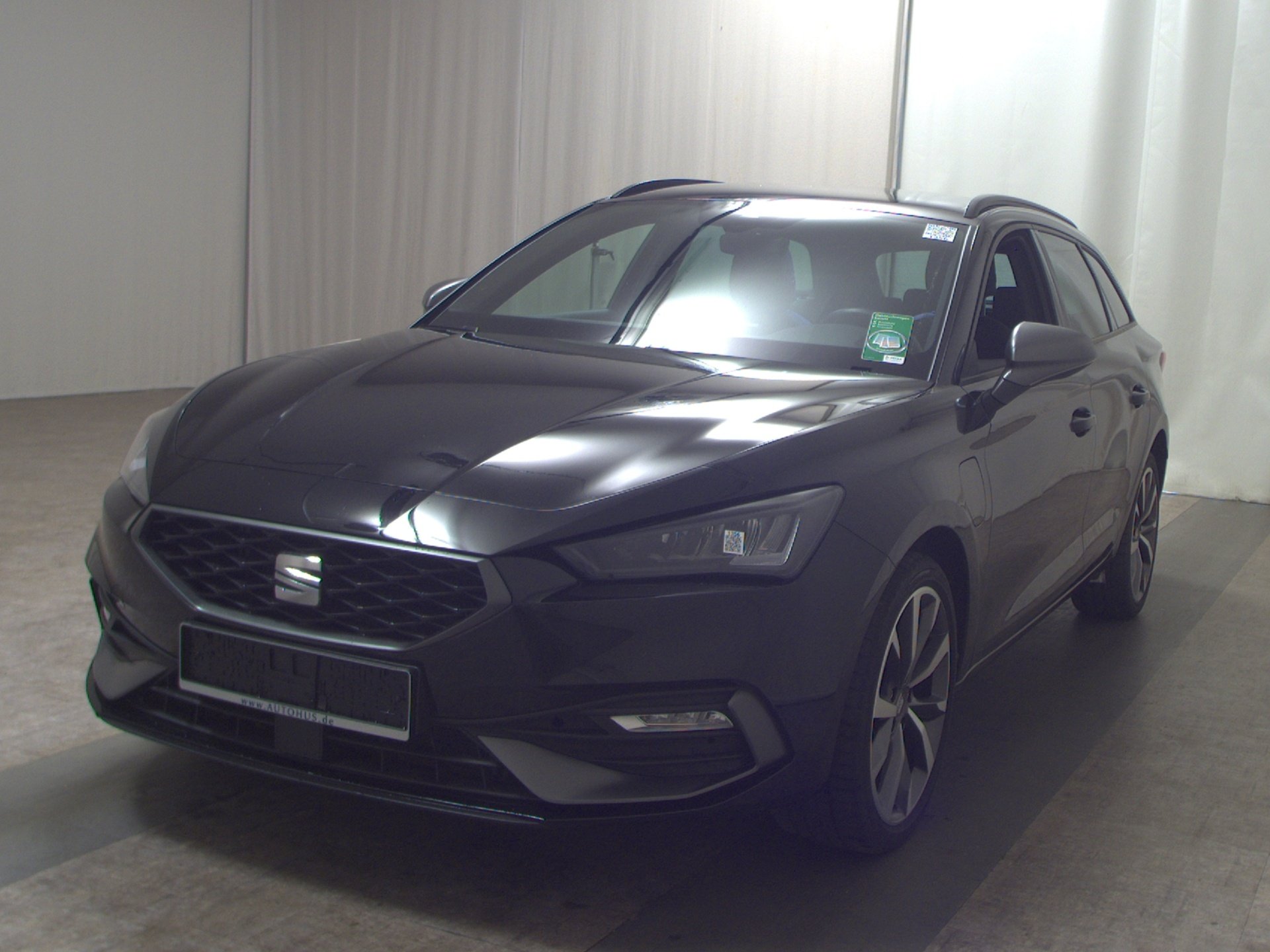 Seat Leon Sportstourer 1.4 e-HYBRID Navi LED AID Shz AHK RFK 2