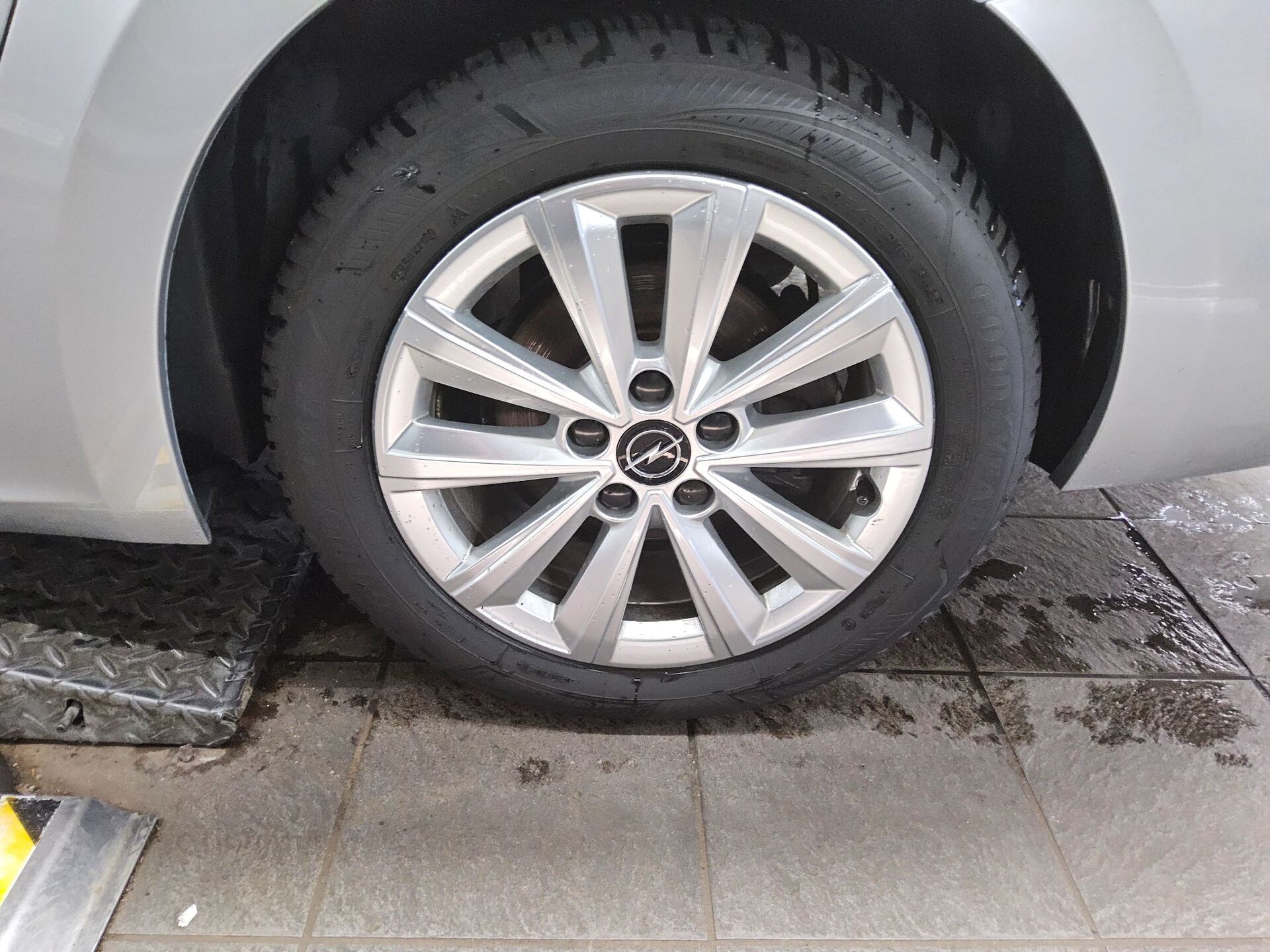 Opel Astra ST 1.5 D Business Ed. LED PDC RfK 180° 11