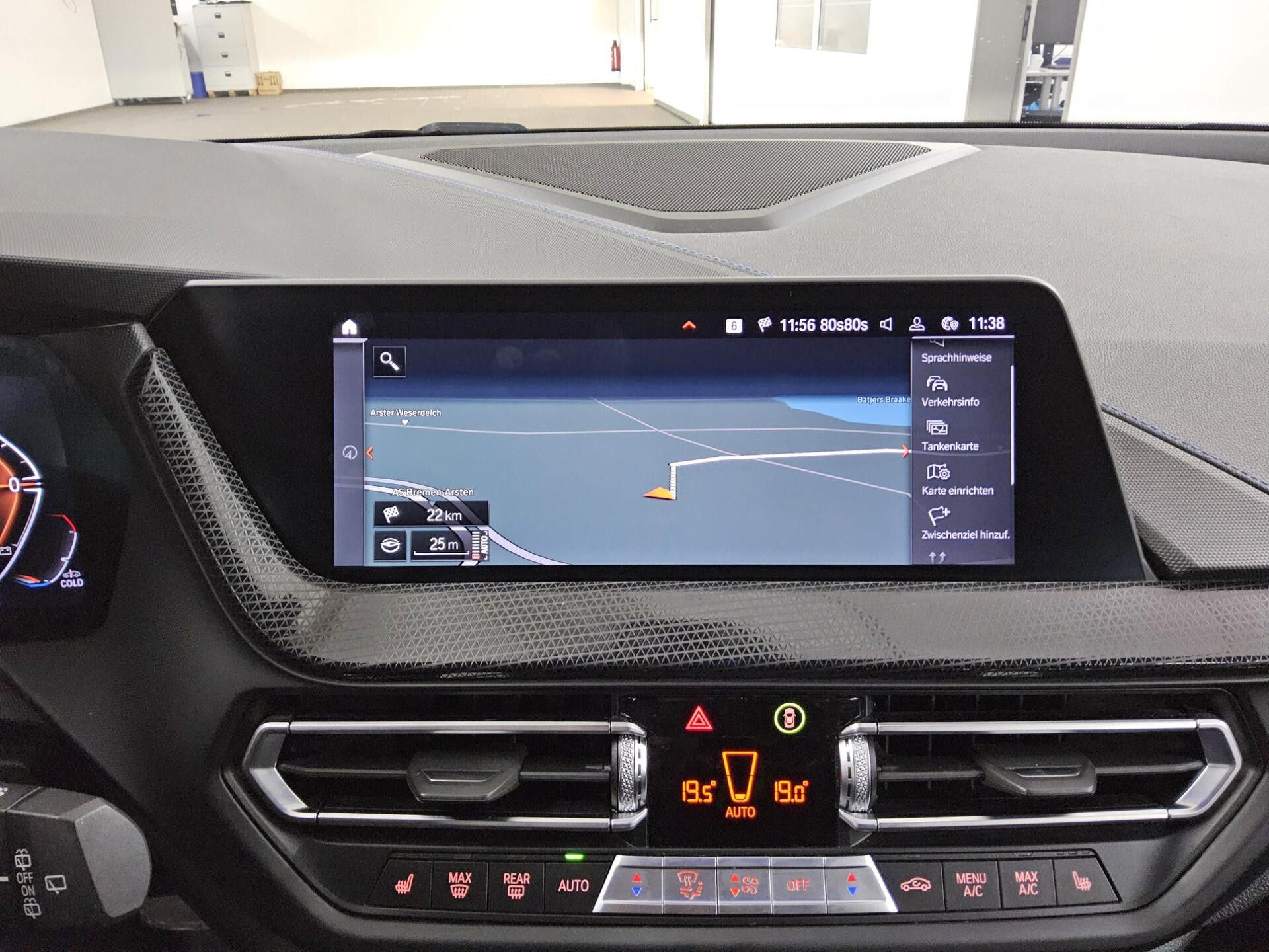 BMW 120dA M-Sport Navi LED LC-Pro H-K ACC Shz Memory 7