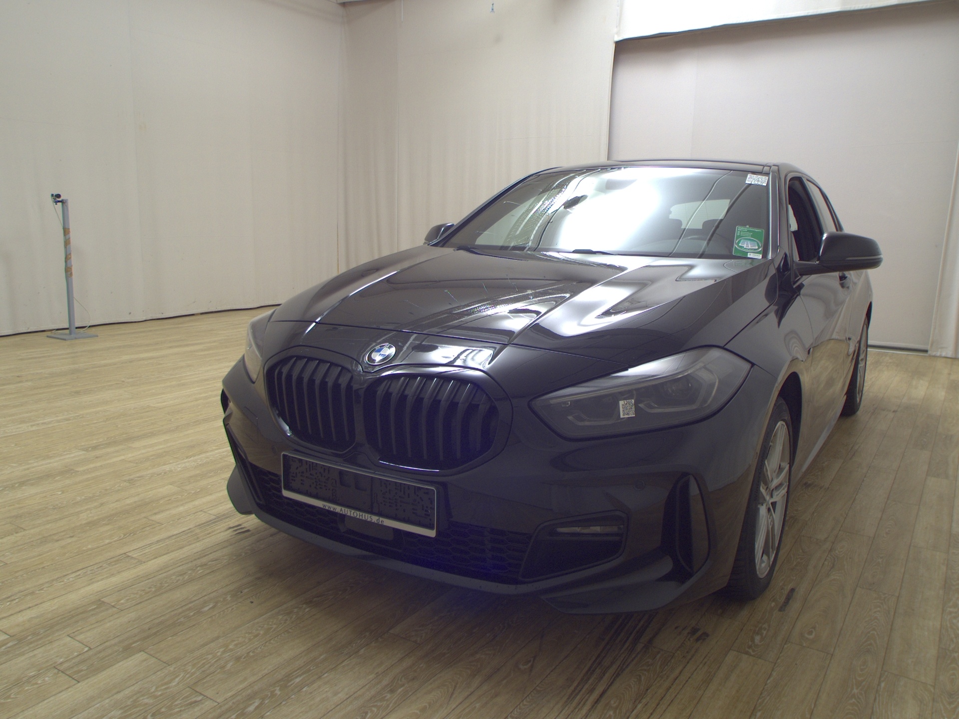 BMW 120dA M-Sport Navi LED LC-Pro H-K ACC Shz Memory 2