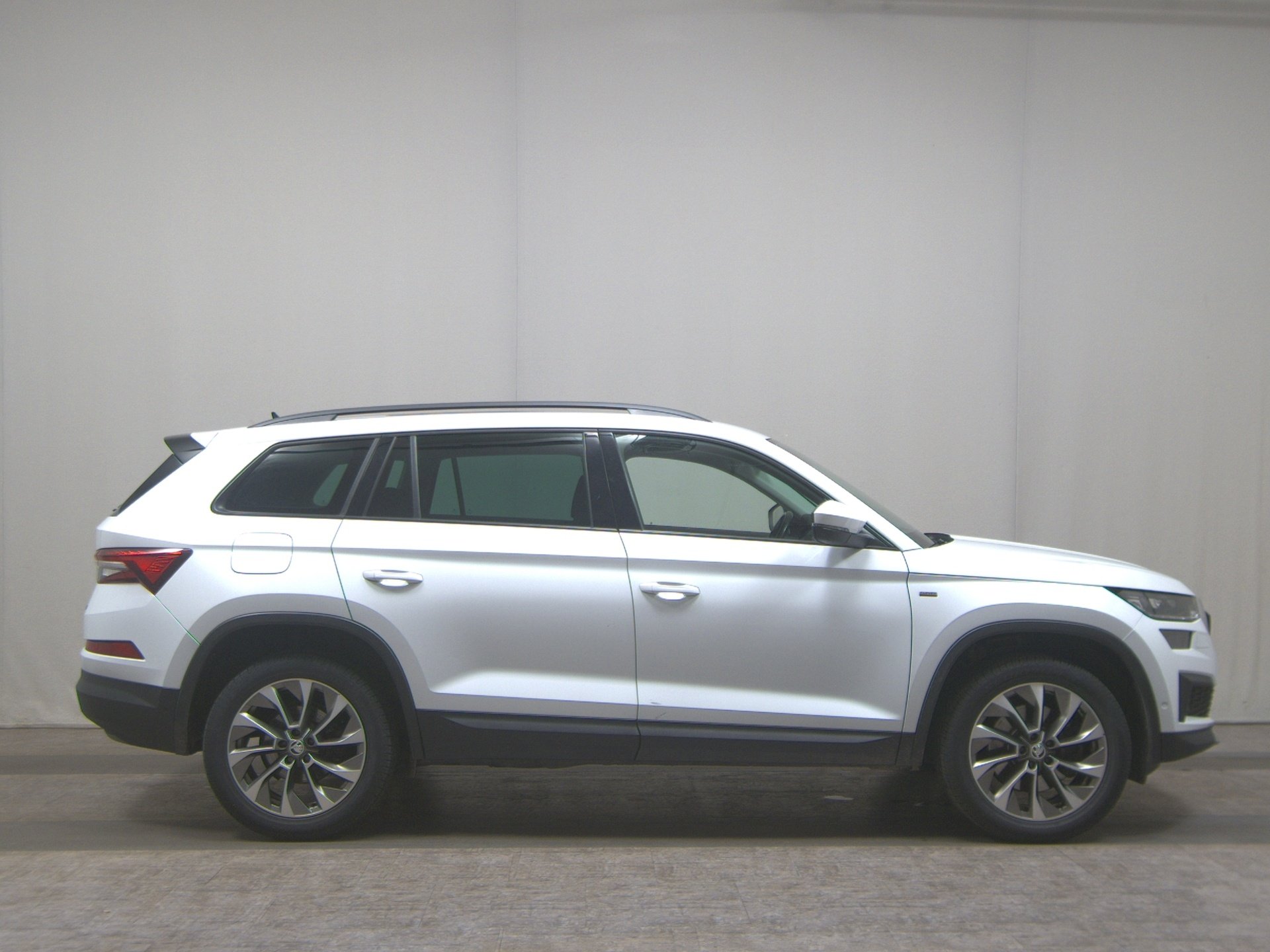 Skoda Kodiaq 2.0 TDI Clever Navi LED Pano RFK AHK
