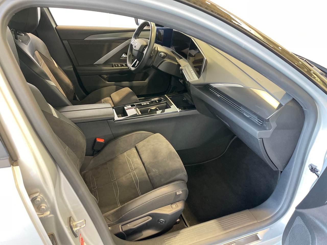 Opel Astra ST 1.5 D Ultimate T-LEDER NAVI LED GSD SHZ 6