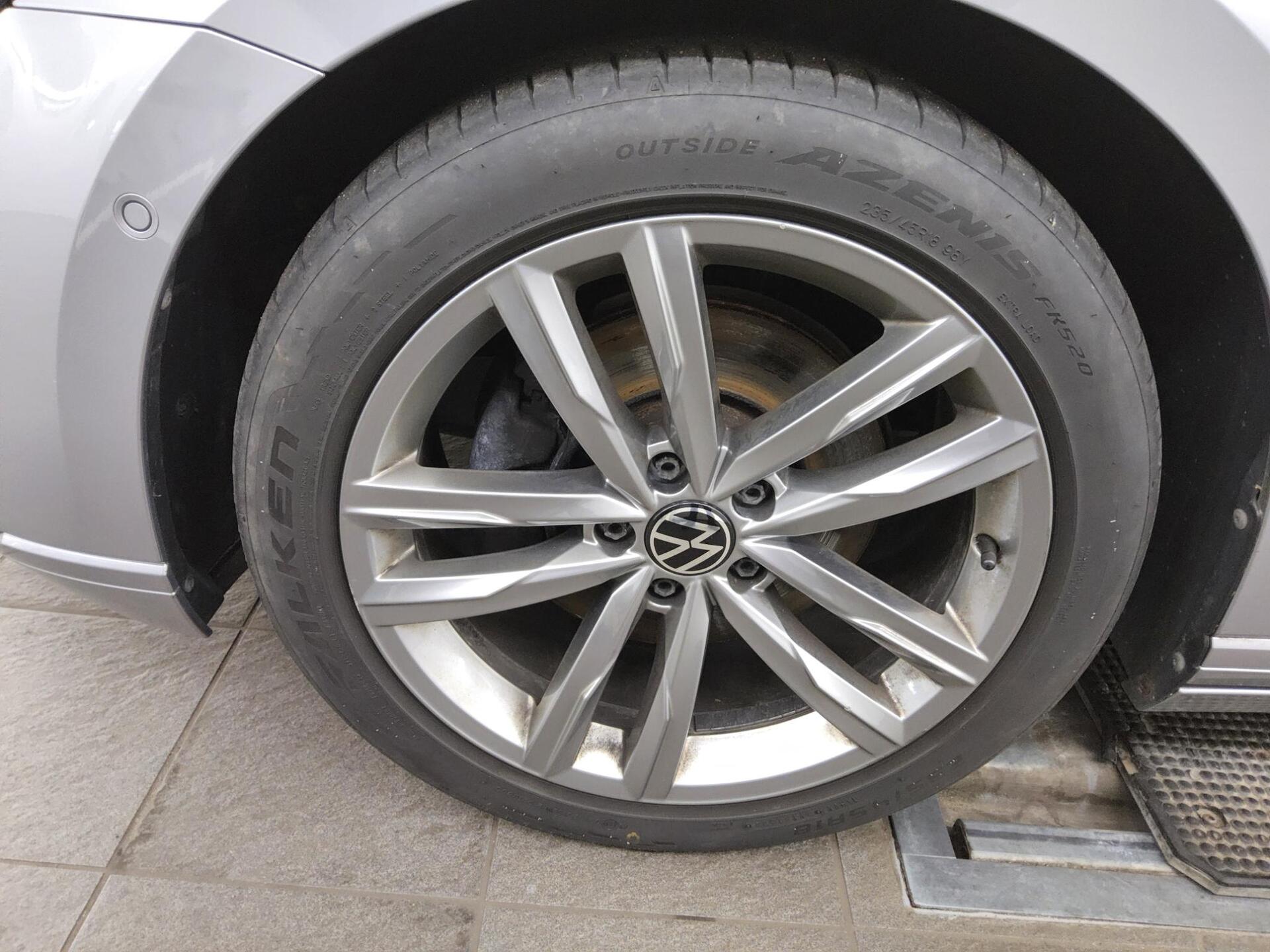 Volkswagen Passat Variant 2.0 TDI Business Navi LED AID HuD 11
