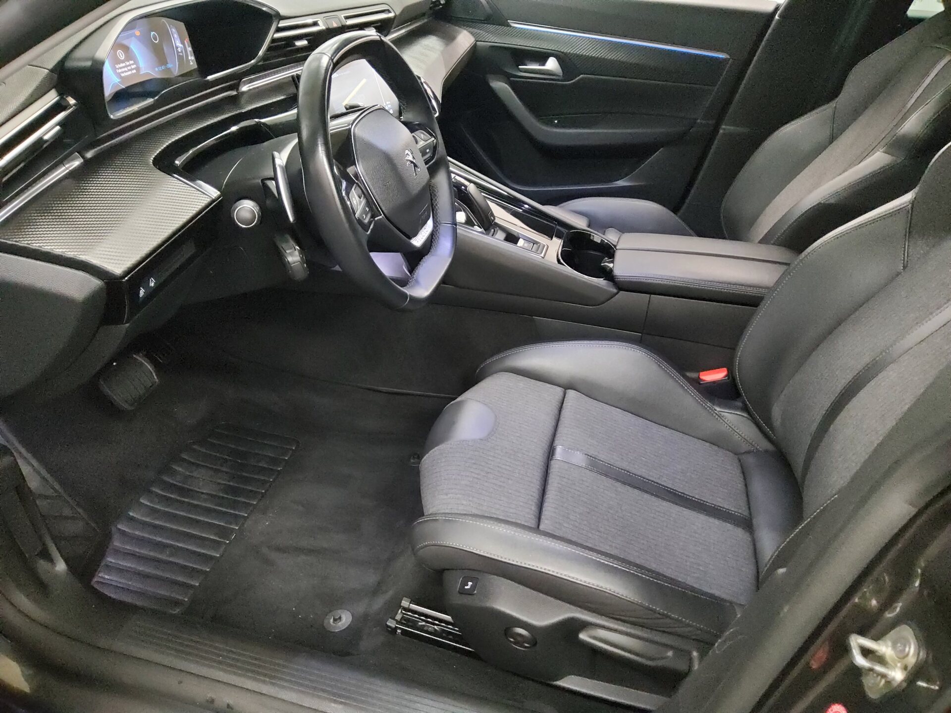 Peugeot 508 SW 1.5 BlueHDI Allure Navi LED Shz T-Leder 9