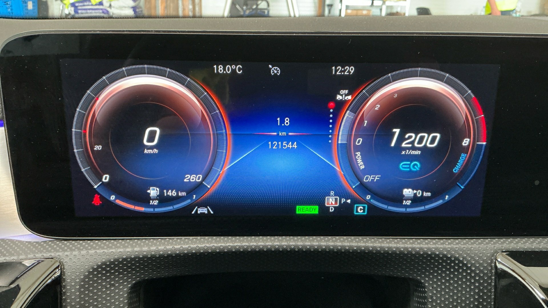 Mercedes-Benz CLA 250 Shooting Brake e AMG-Line T-LEDER NAVI LED PANO 8