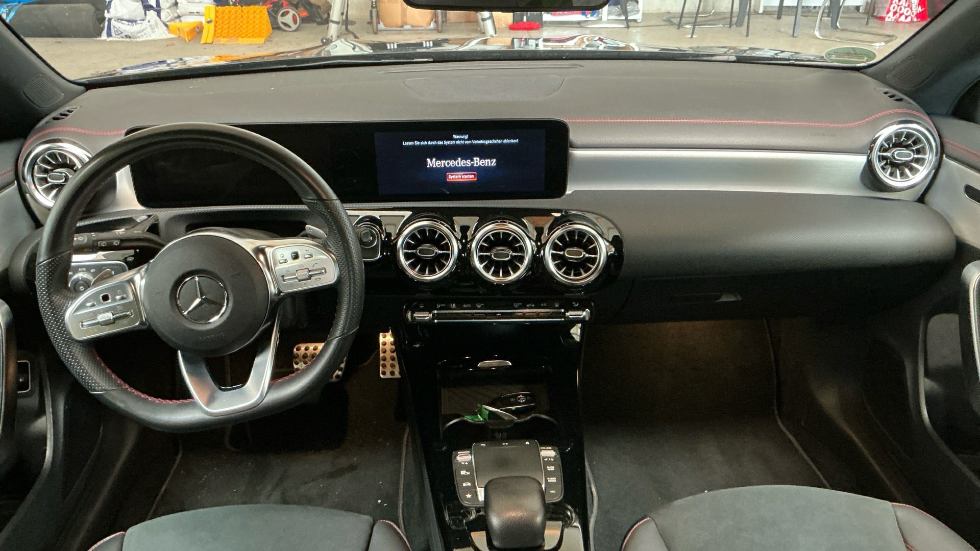 Mercedes-Benz CLA 250 Shooting Brake e AMG-Line T-LEDER NAVI LED PANO 5