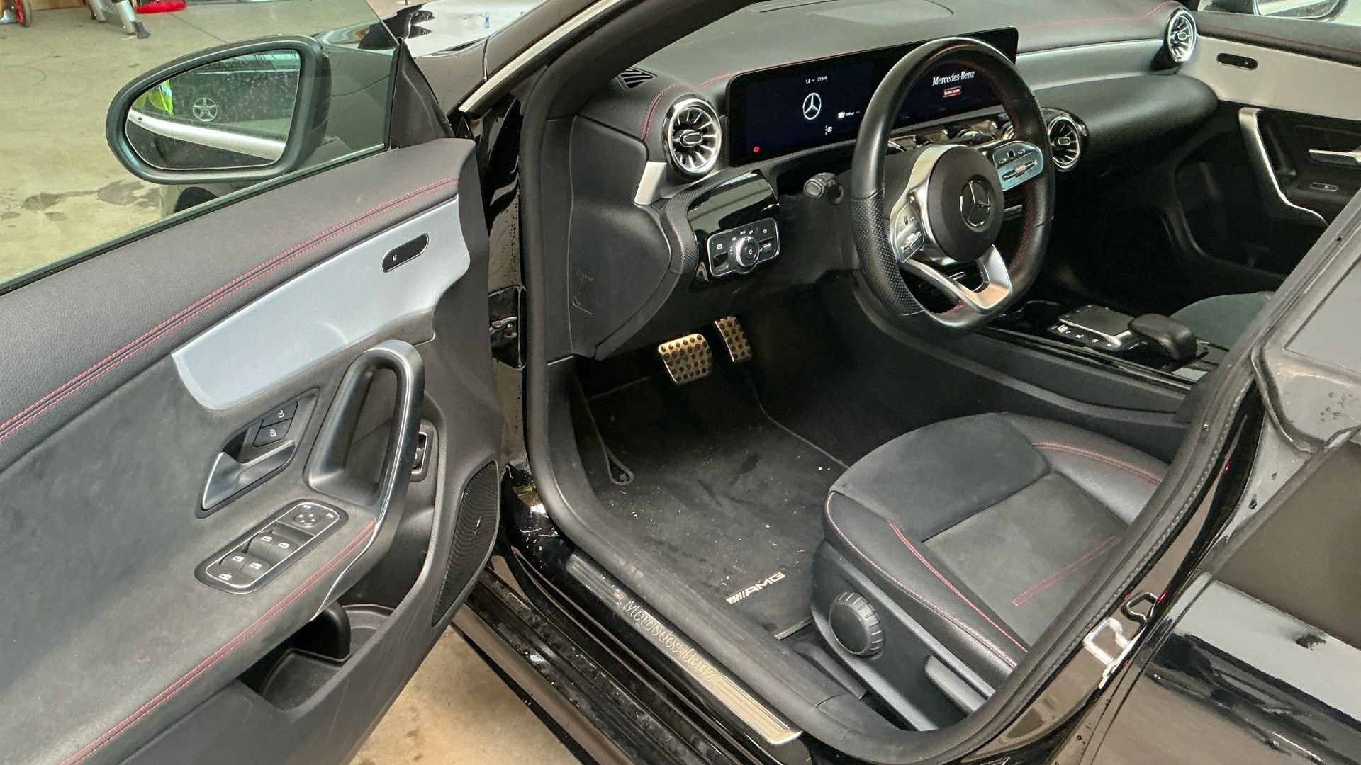Mercedes-Benz CLA 250 Shooting Brake e AMG-Line T-LEDER NAVI LED PANO 6