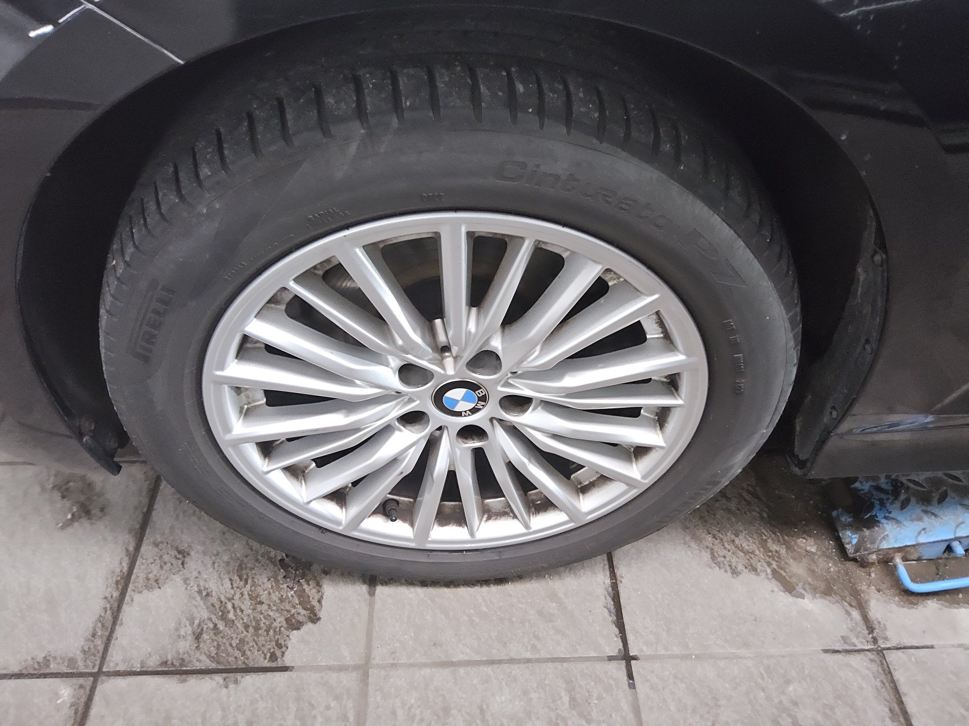BMW 320dA Touring Sport-Line T-Leder Navi LED LC-Pro 11