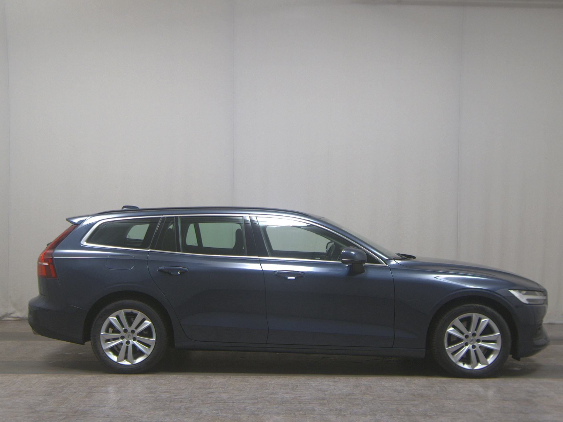 Volvo V60 B4 D Momentum Pro Navi LED RFK SHZ Memory