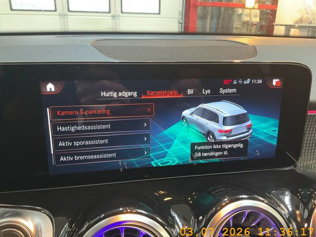 Mercedes-Benz GLB 220 d Progressive Navi LED AHK 12