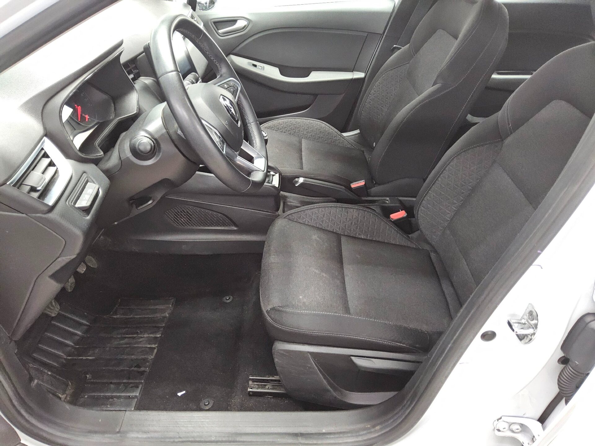 Renault Clio 1.0 Navi LED 8