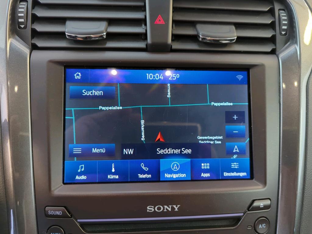 Ford Mondeo Turnier 2.0 EB Titanium Navi LED Pano RFK 9