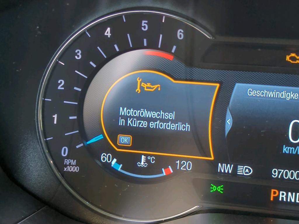 Ford Mondeo Turnier 2.0 EB Titanium Navi LED Pano RFK 10