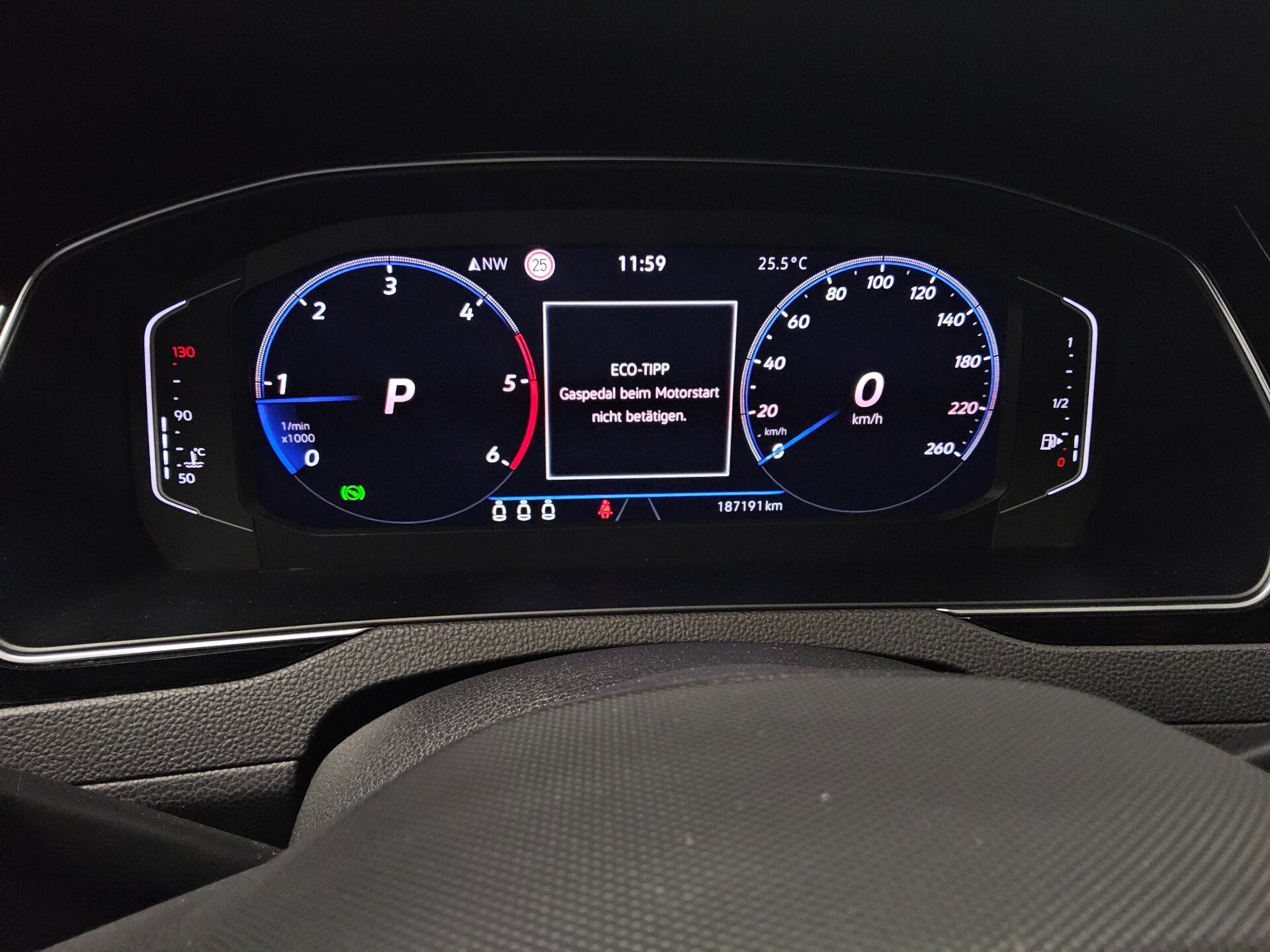 Volkswagen Passat Variant 2.0 TDI R-Line Leder Navi LED AID H/K Sound 8