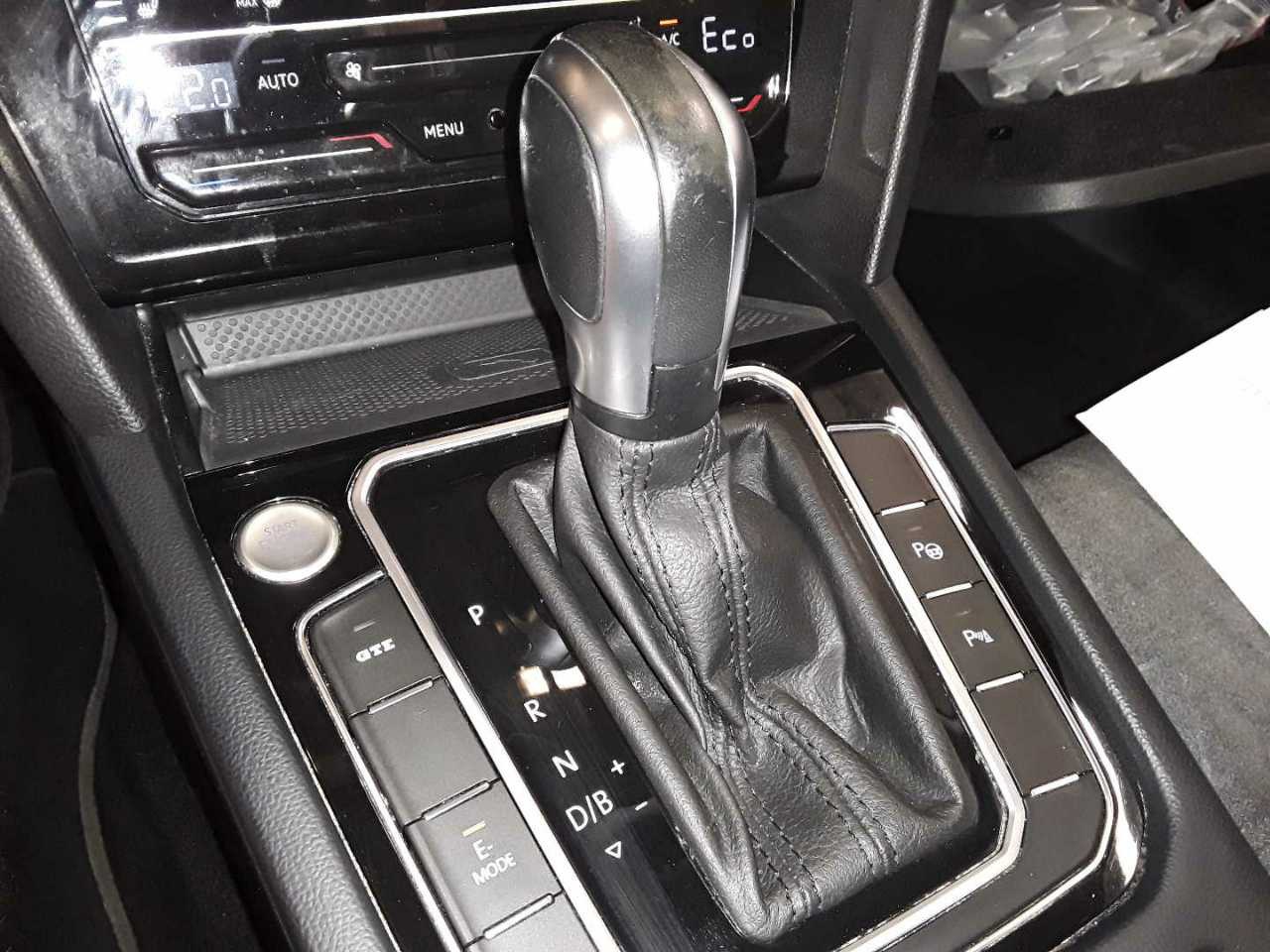 Volkswagen Passat Variant GTE 1.4 TSI 1.4 TSI GTE NAVI SHZ 9