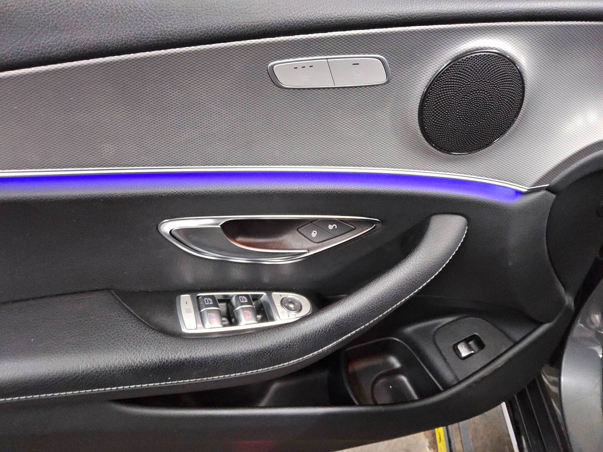 Mercedes-Benz E 220 T d Avantgarde LEDER NAVI KLIMAAUT LED SHZ 9