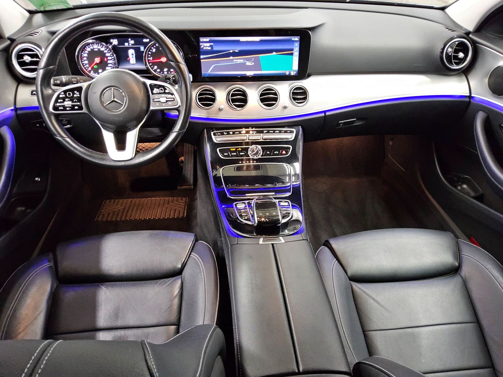 Mercedes-Benz E 220 T d Avantgarde LEDER NAVI KLIMAAUT LED SHZ 5