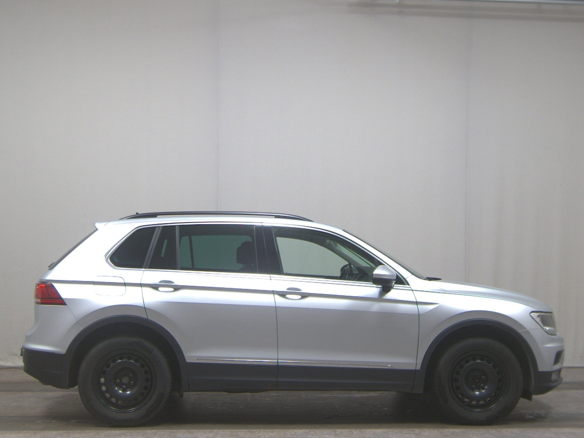 Volkswagen Tiguan 2.0 TDI Comf. AHK ACC PDC