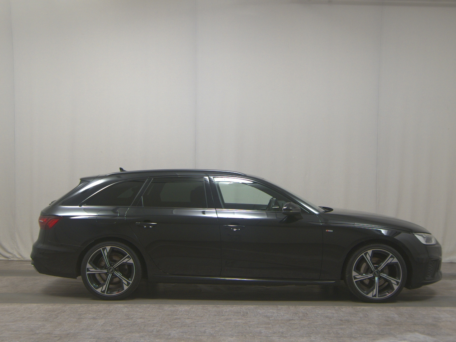 Audi A4 Avant 40 TFSI S-Line Navi vc LED