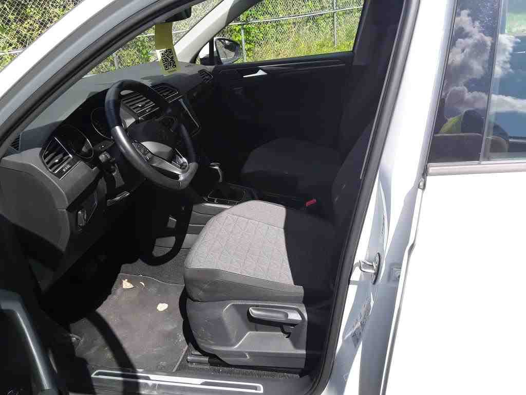 Volkswagen Tiguan 2.0 TDI Life NAVI KLIMAAUT LED PDC AHK 6