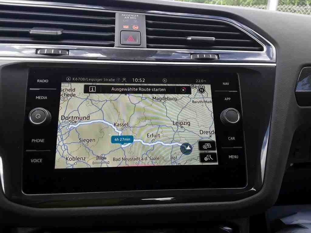Volkswagen Tiguan 2.0 TDI Life NAVI KLIMAAUT LED PDC AHK 7
