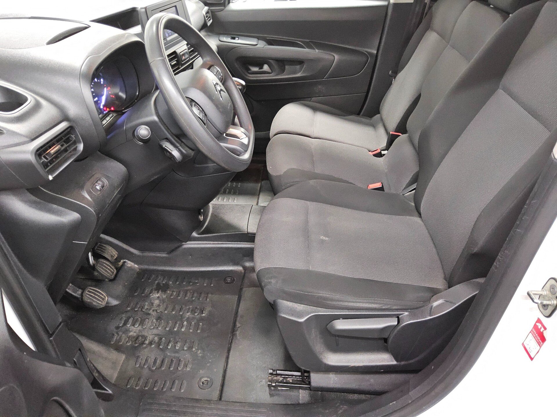 Citroën Berlingo 1.5 BlueHDI L2 Klima PDC BT Tempomat 8