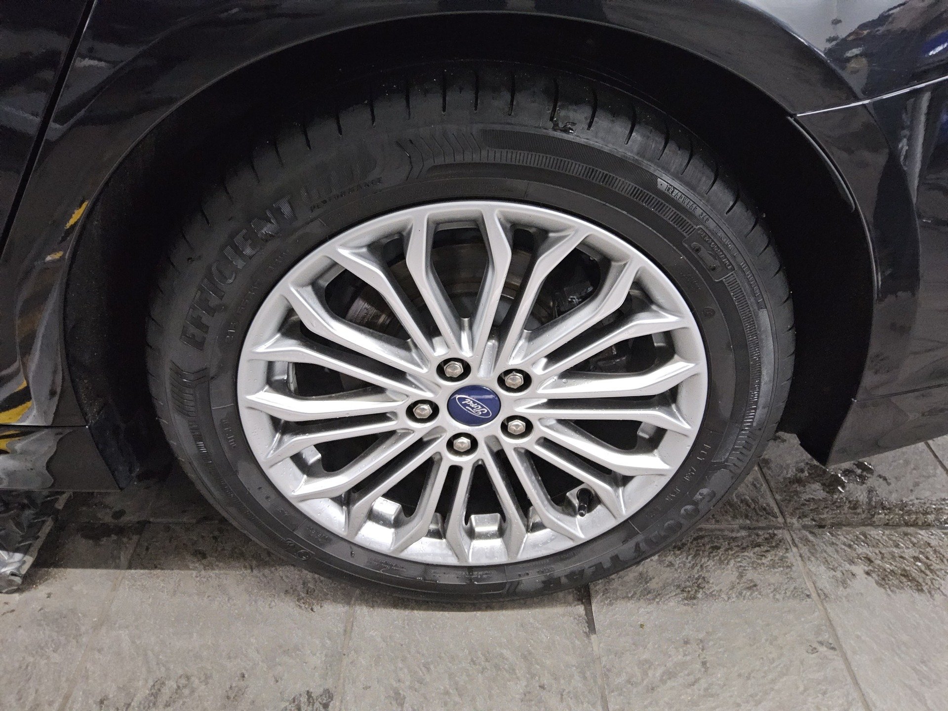 Ford Mondeo Turnier 2.0 EB Titanium Navi AHK RfK PDC 10