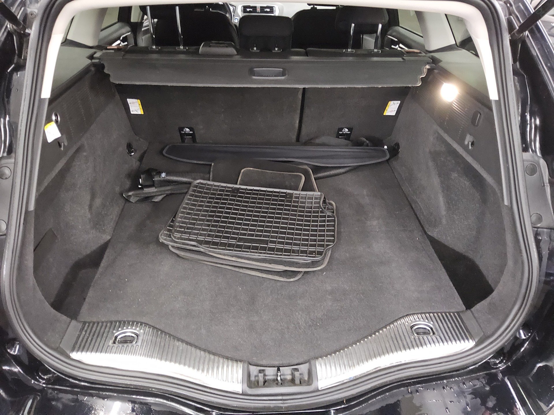 Ford Mondeo Turnier 2.0 EB Titanium Navi AHK RfK PDC 11