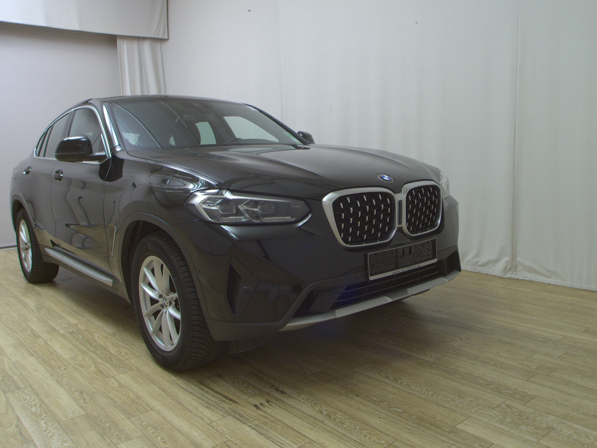 BMW X4 xDrive20d X-Line Facelift Navi LED Leder RFK 3