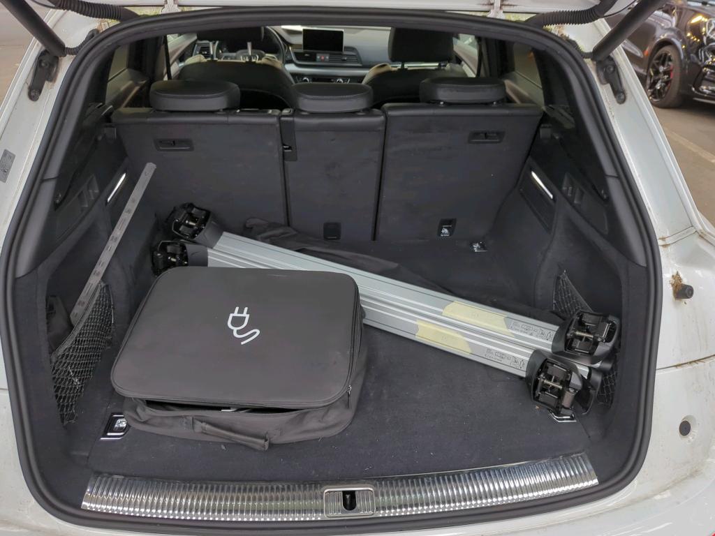 Audi Q5 55 TFSI e Qu. S-Line LEDER NAVI LED SPORTSITZE SHZ 10