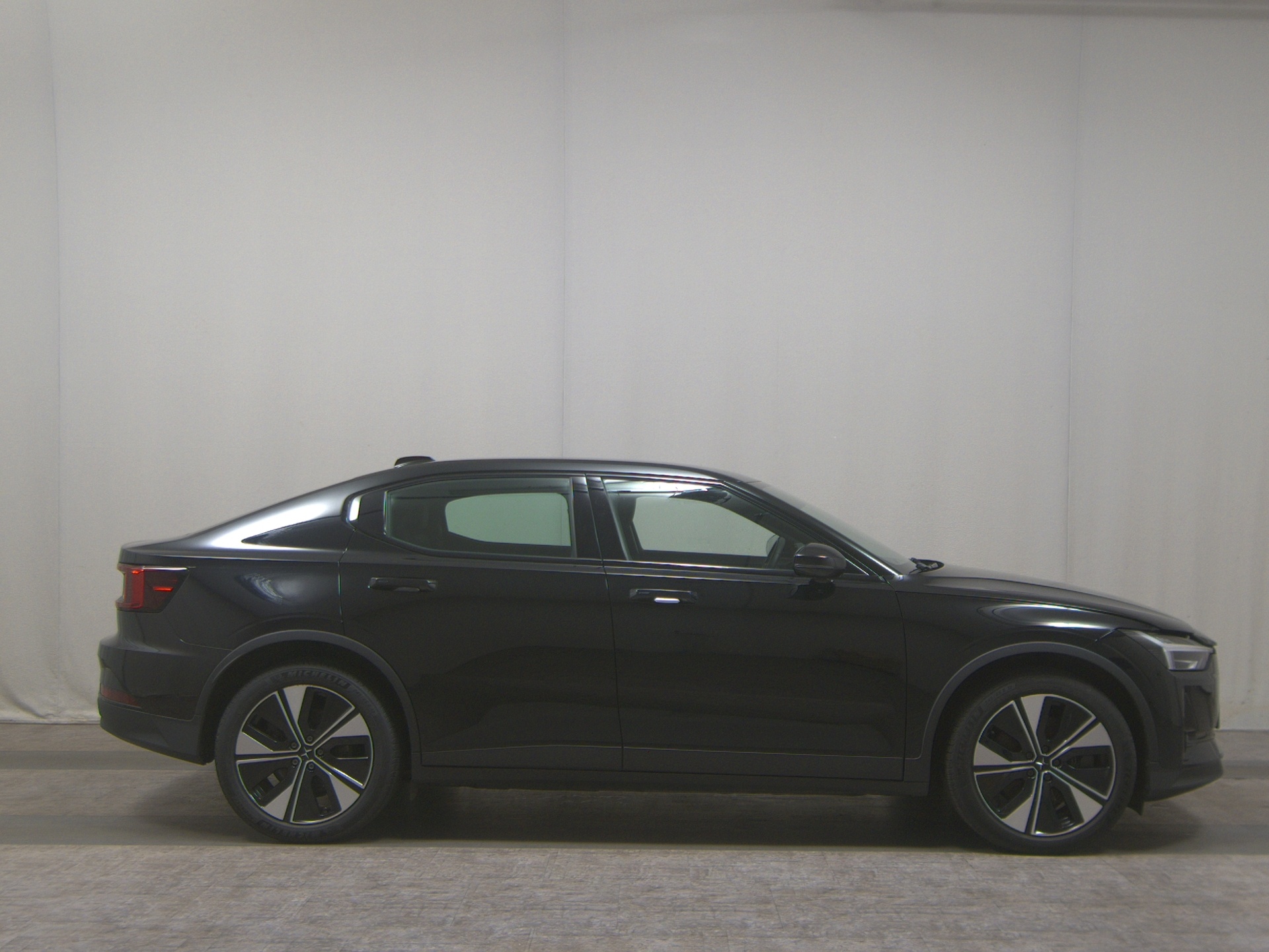 Polestar 2 Navi LED