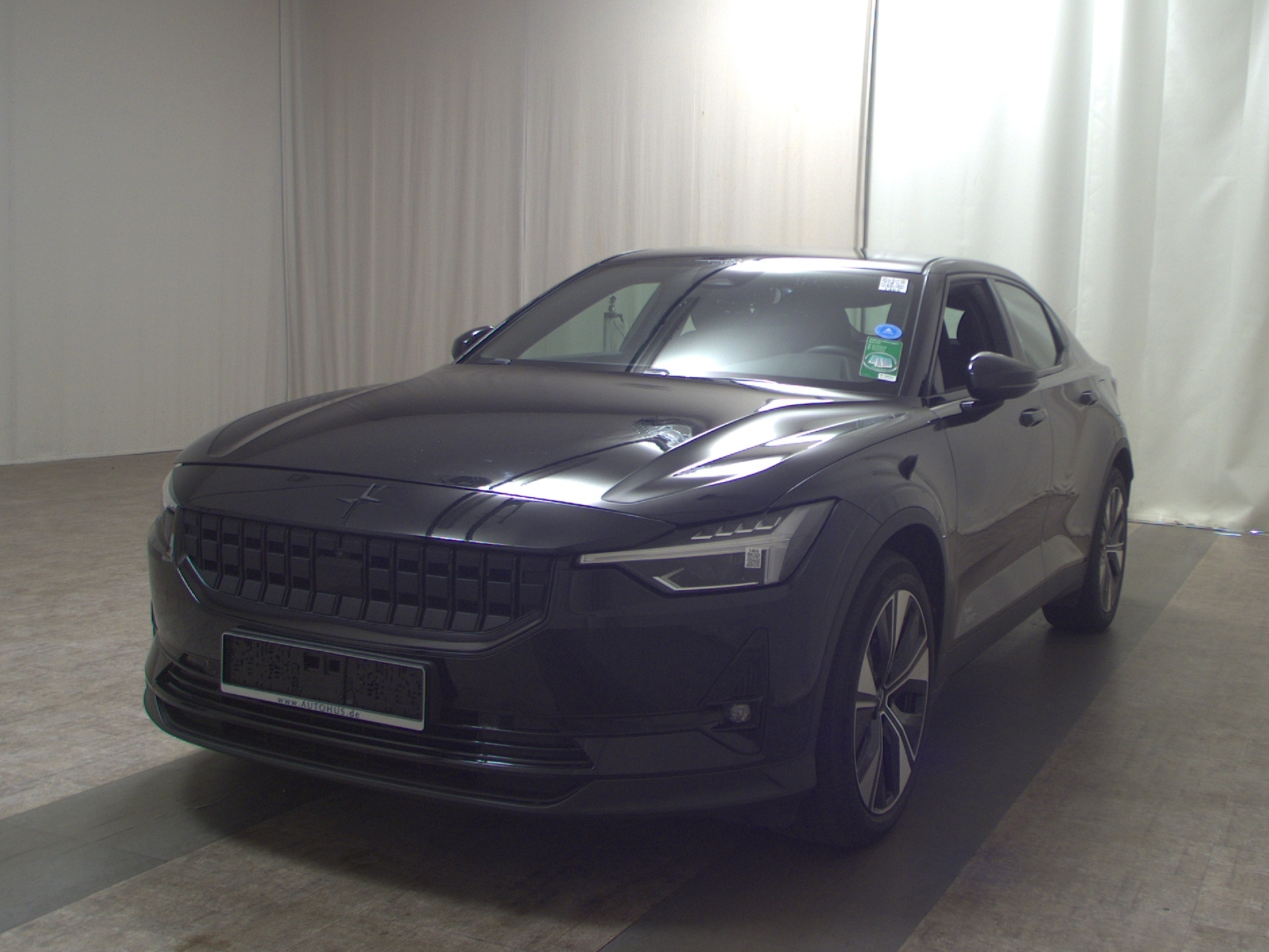 Polestar 2 Navi LED 2