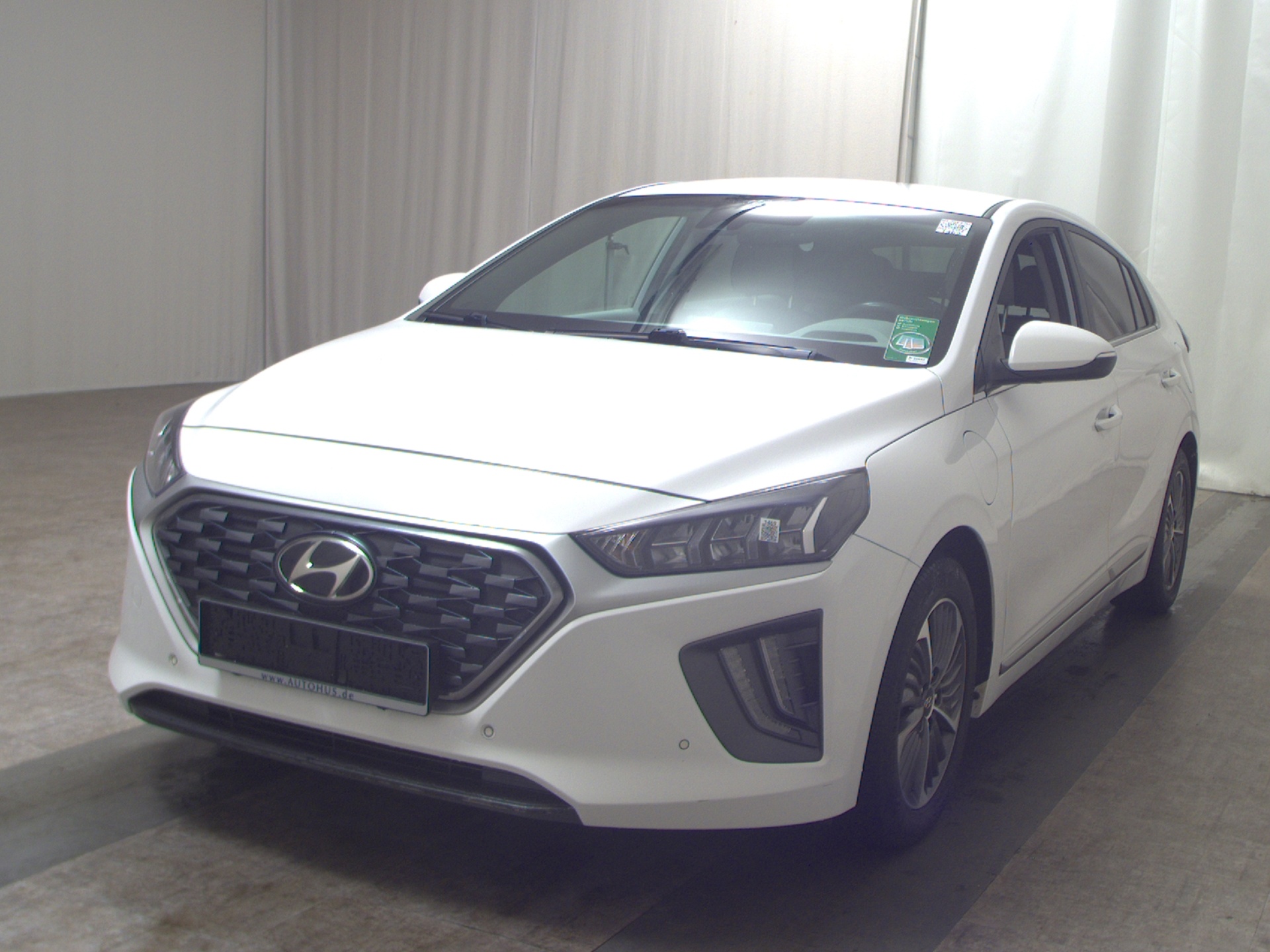Hyundai IONIQ 1.6 GDI Hybrid Navi LED Leder RfK AID 2