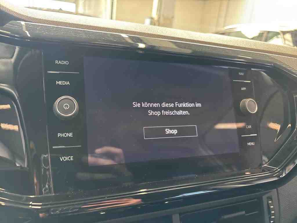 Volkswagen T-Cross 1.0 TSI Life KLIMA LED RADIO MFL PDC 10