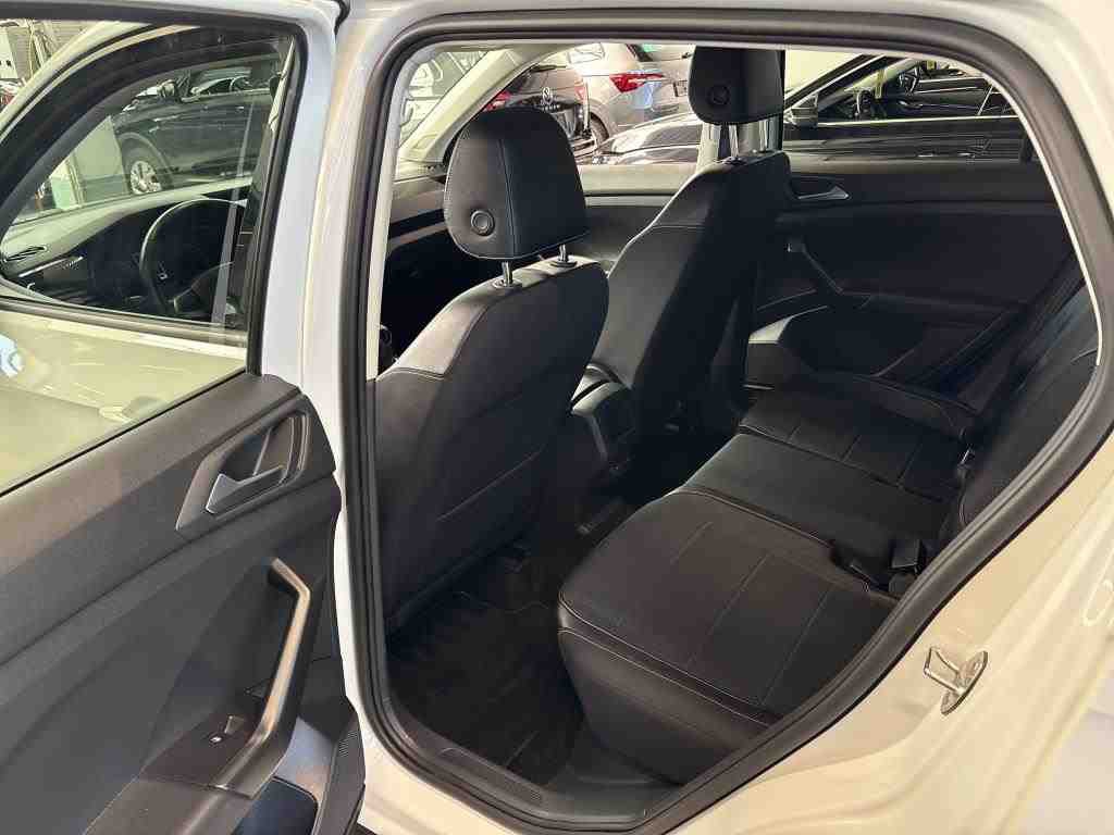 Volkswagen T-Cross 1.0 TSI Life KLIMA LED RADIO MFL PDC 7