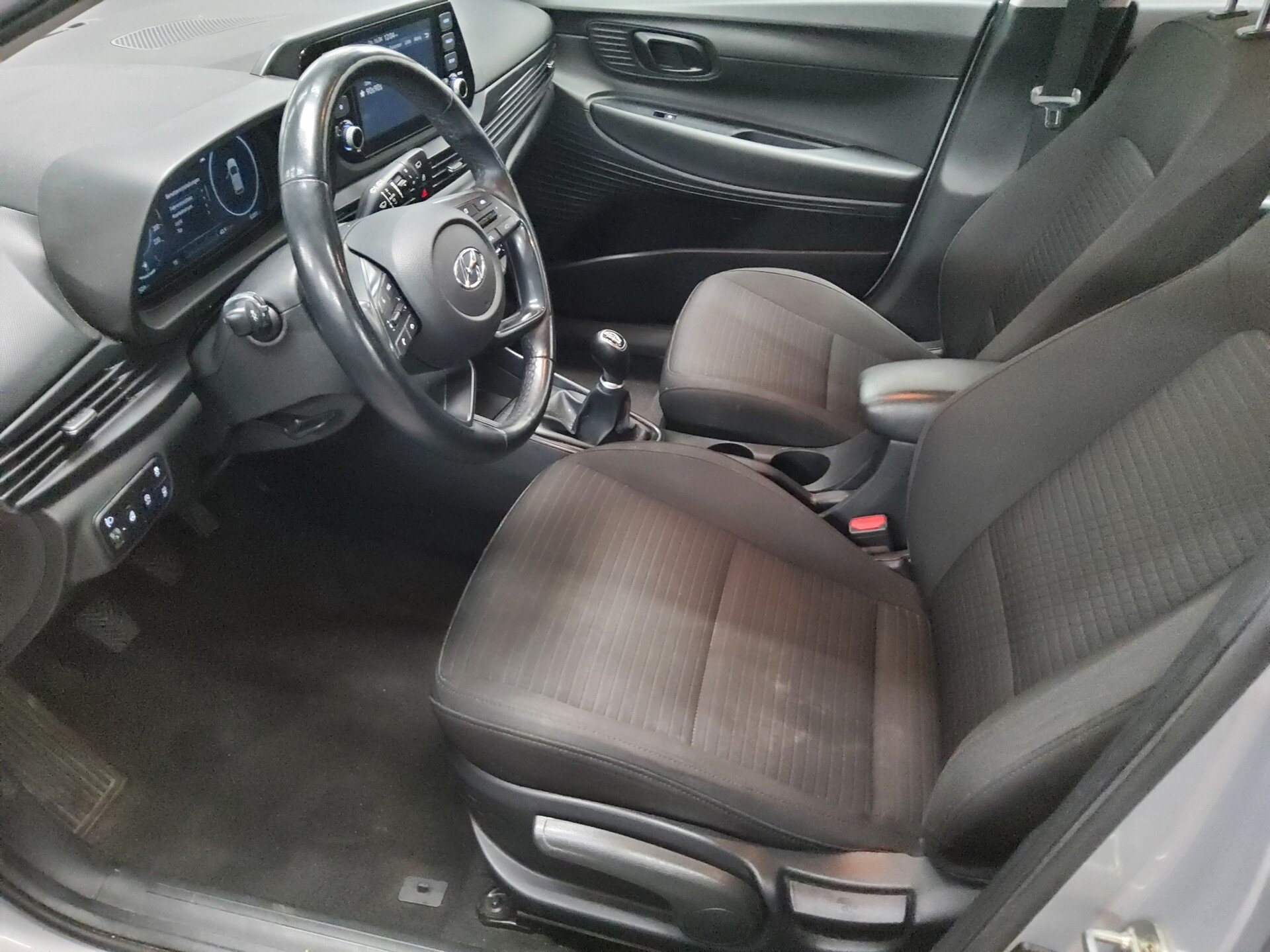 Hyundai i20 1.2 RfK PDC Shz BT DAB 8