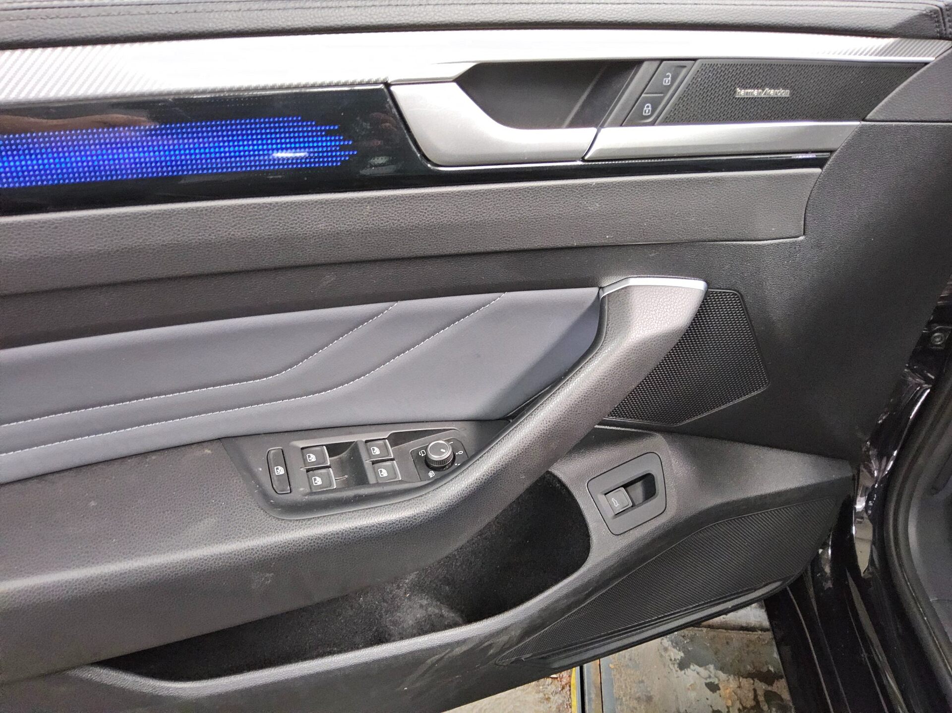 Volkswagen Arteon SB 2.0 TDI 4M Elegance Leder Navi LED RfK 10