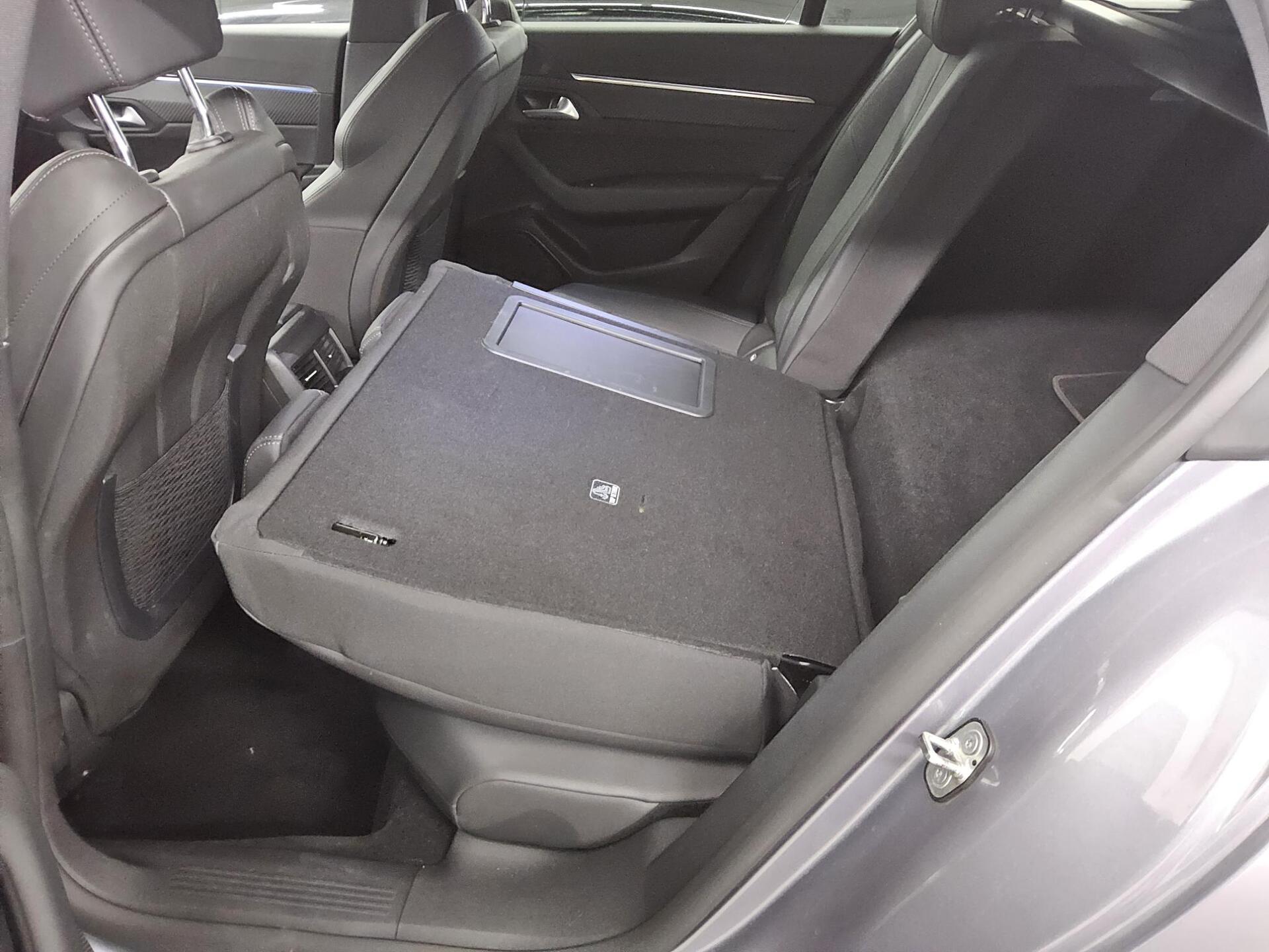 Peugeot 508 1.5 BlueHDI Allure T-Leder Navi LED RFK 13