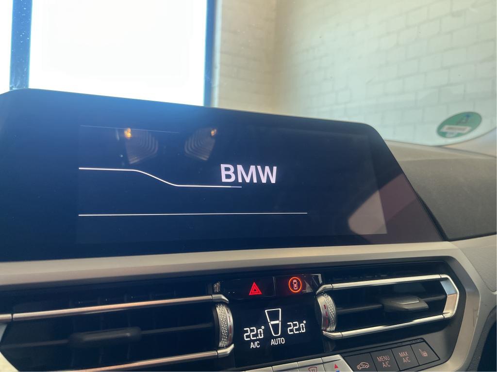 BMW 320dA Touring xDr Advantage NAVI LED SHZ RFK ACC 10