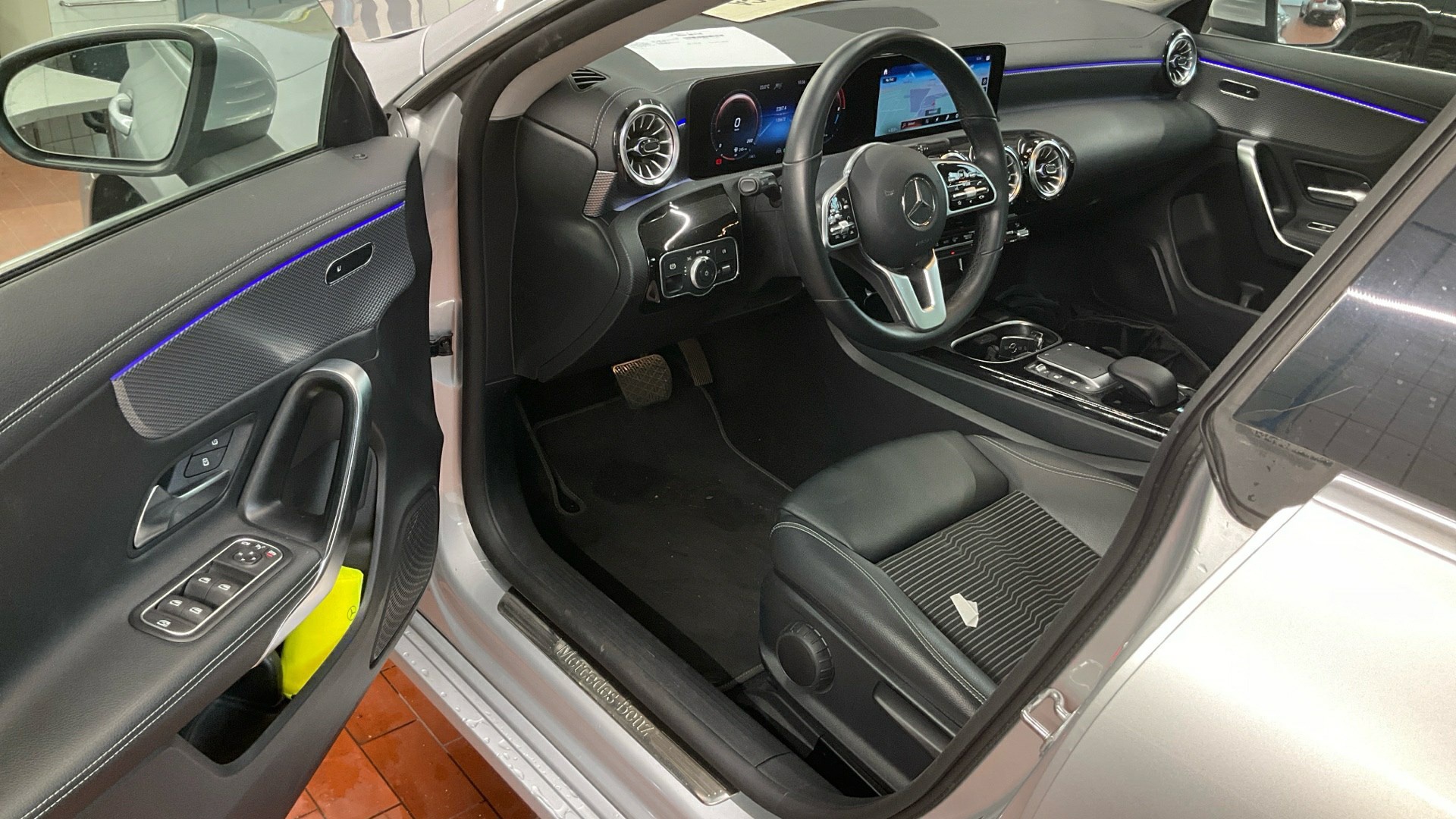 Mercedes-Benz CLA 250 e Progressive Navi MB-LED Pano 5