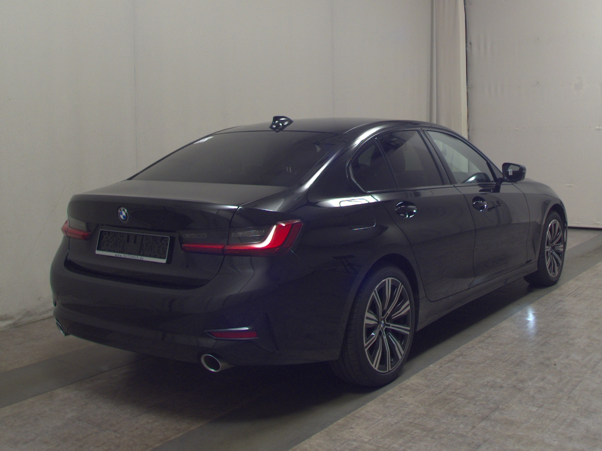 BMW 320d xDr Sport-Line LEDER NAVI LC PRO LED 4