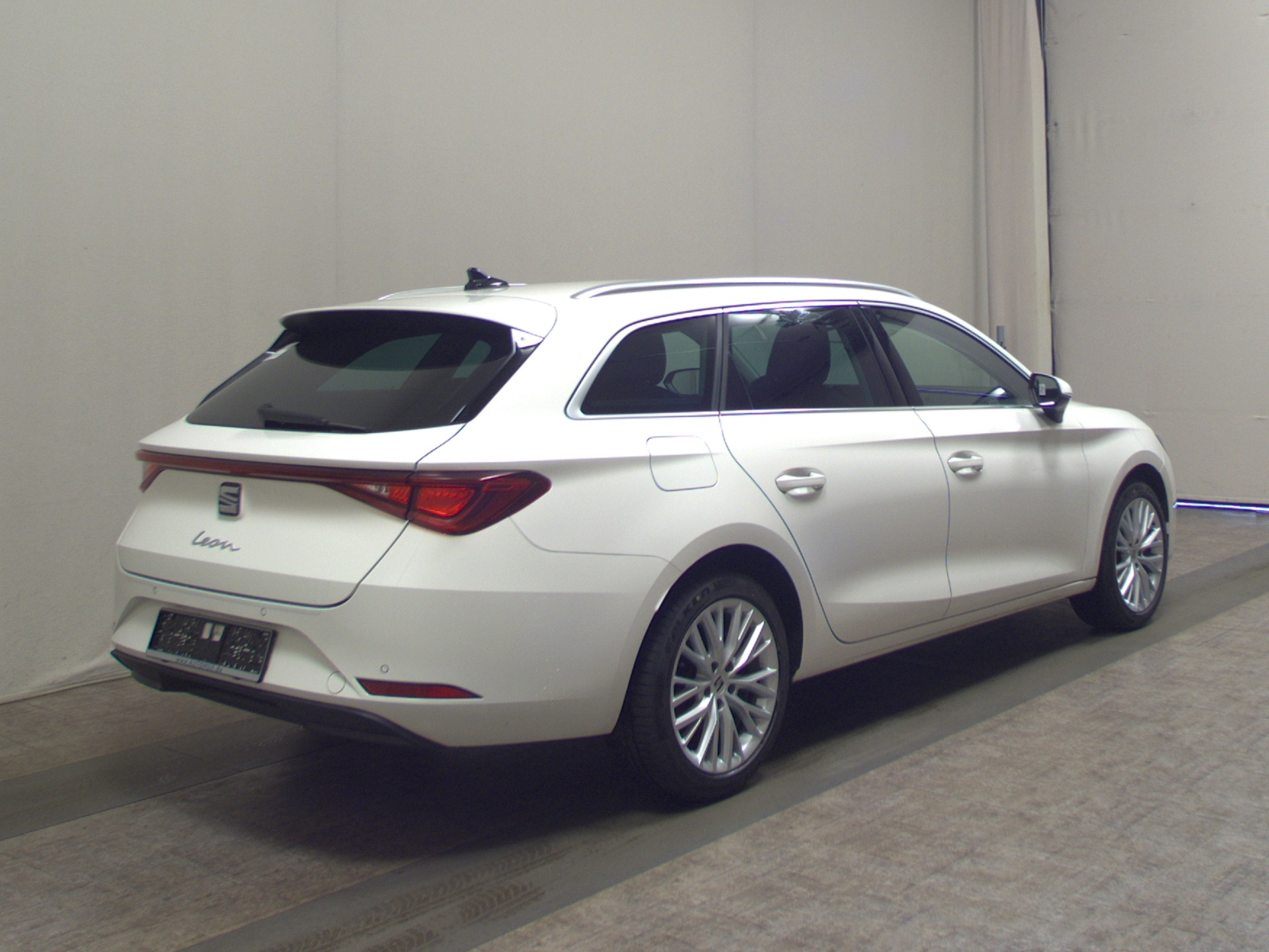 Seat Leon Sportstourer 2.0 TDI Xcellence Navi LED vc 4