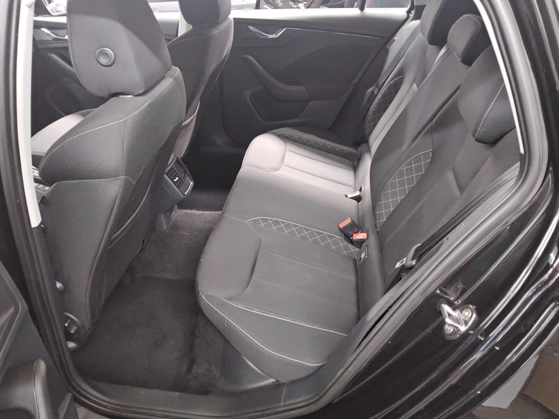 Skoda Scala 1.6 TDI Ambition LED Shz 13