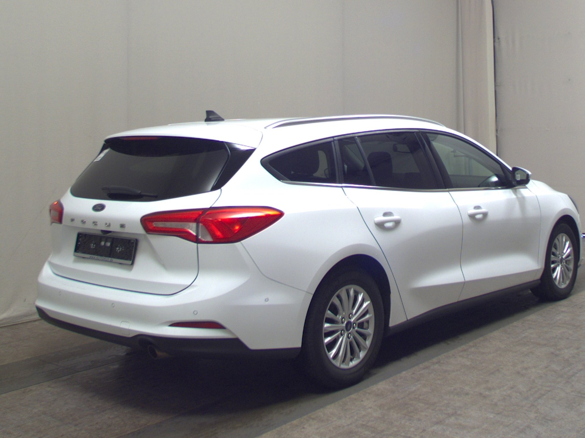 Ford Focus Turnier 2.0 EB Titanium Navi LED RfK ACC 4
