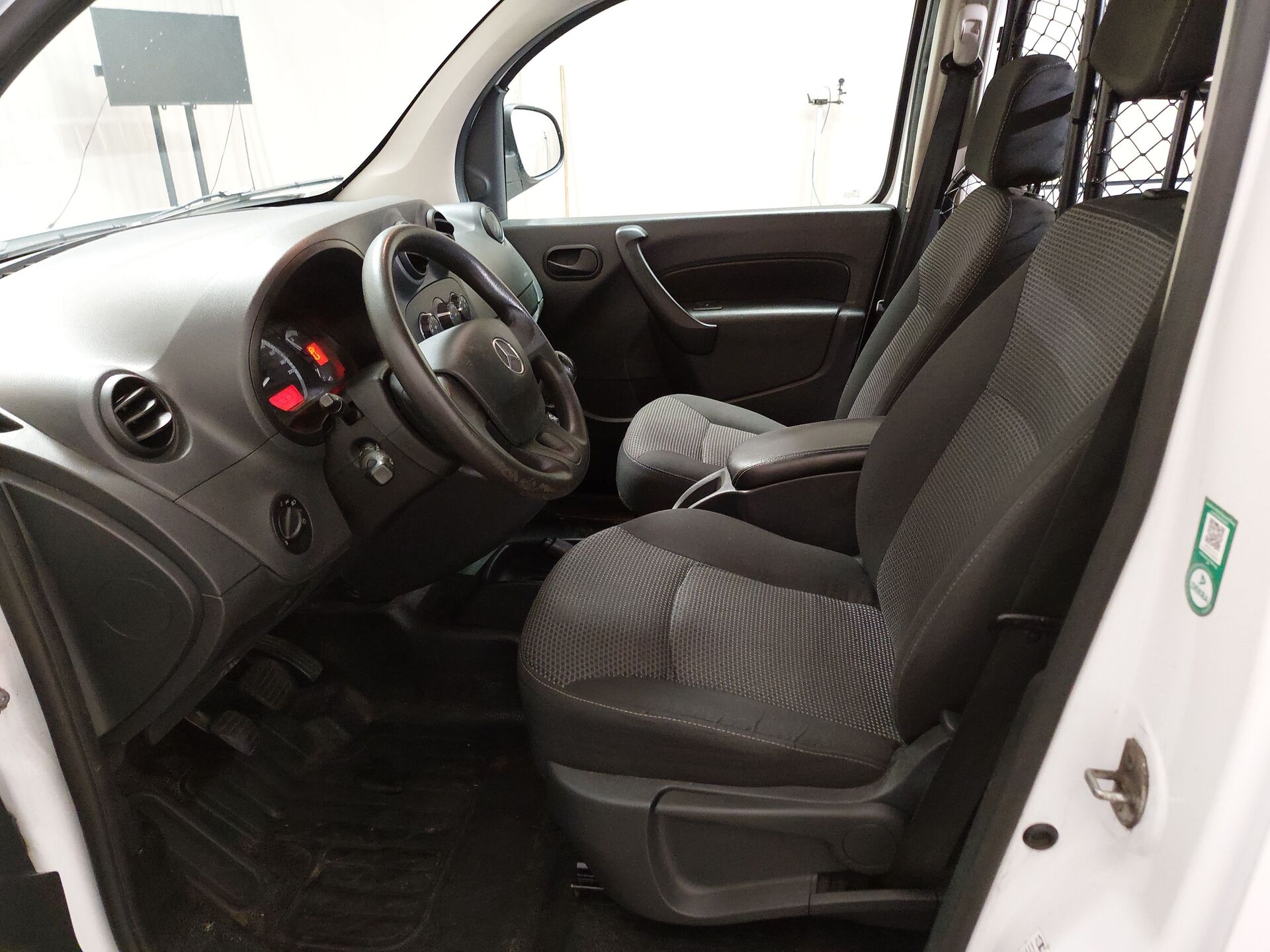 Mercedes-Benz Citan CDI Kasten PDC AHK Klima Regale 12