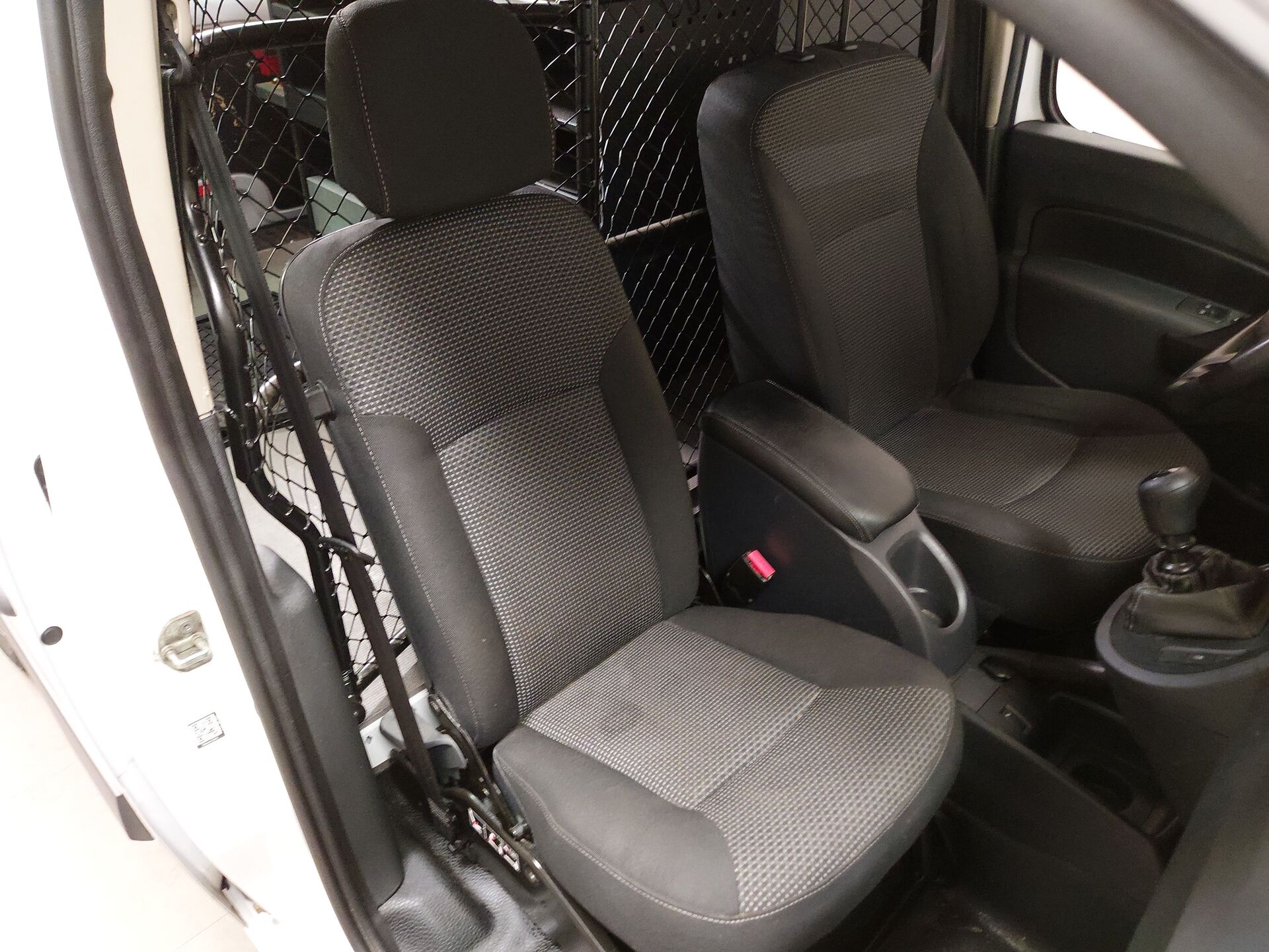 Mercedes-Benz Citan CDI Kasten PDC AHK Klima Regale 15