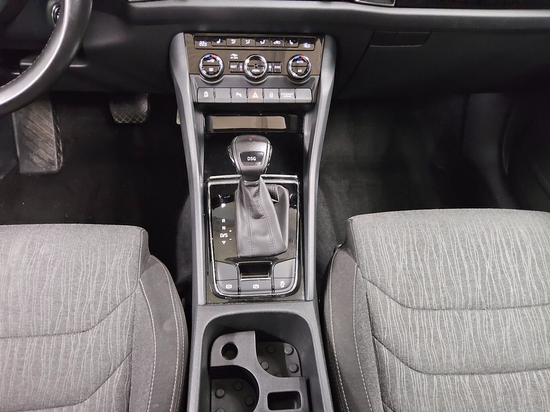 Skoda Kodiaq 2.0 TDI Style Navi LED vc Panorama ACC 6